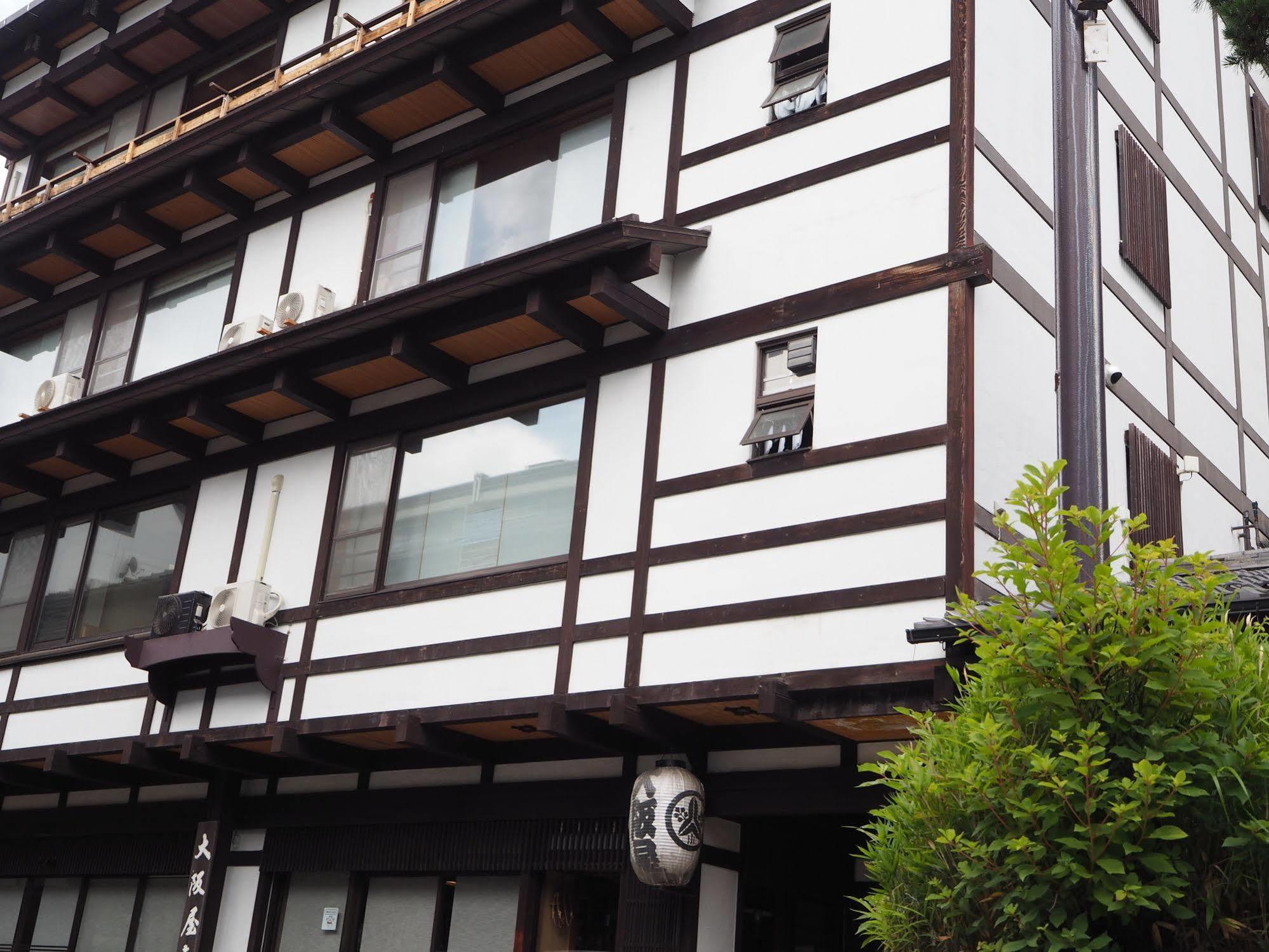 Osakaya Ryokan Kusacu Exteriér fotografie