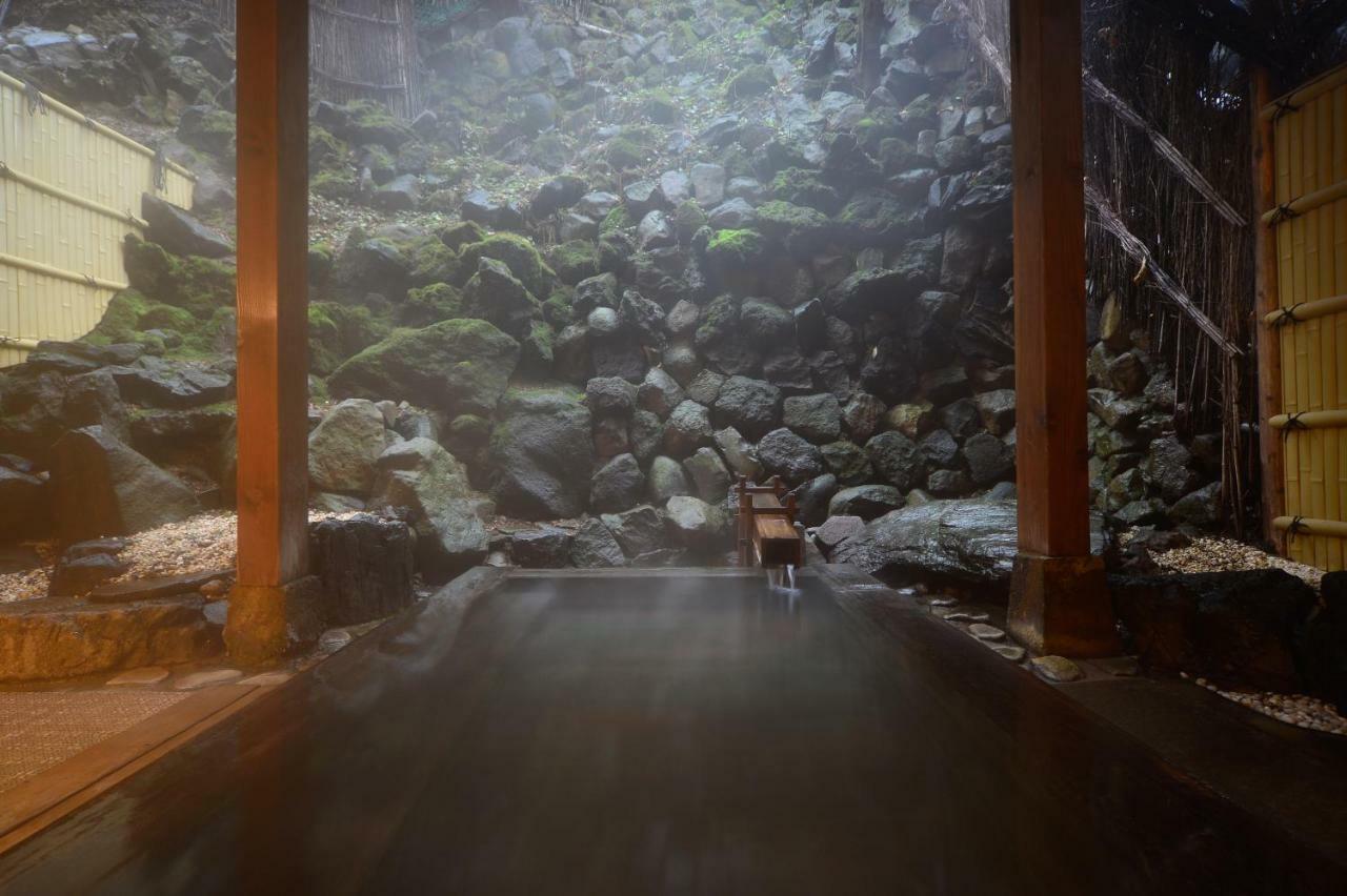 Osakaya Ryokan Kusacu Exteriér fotografie