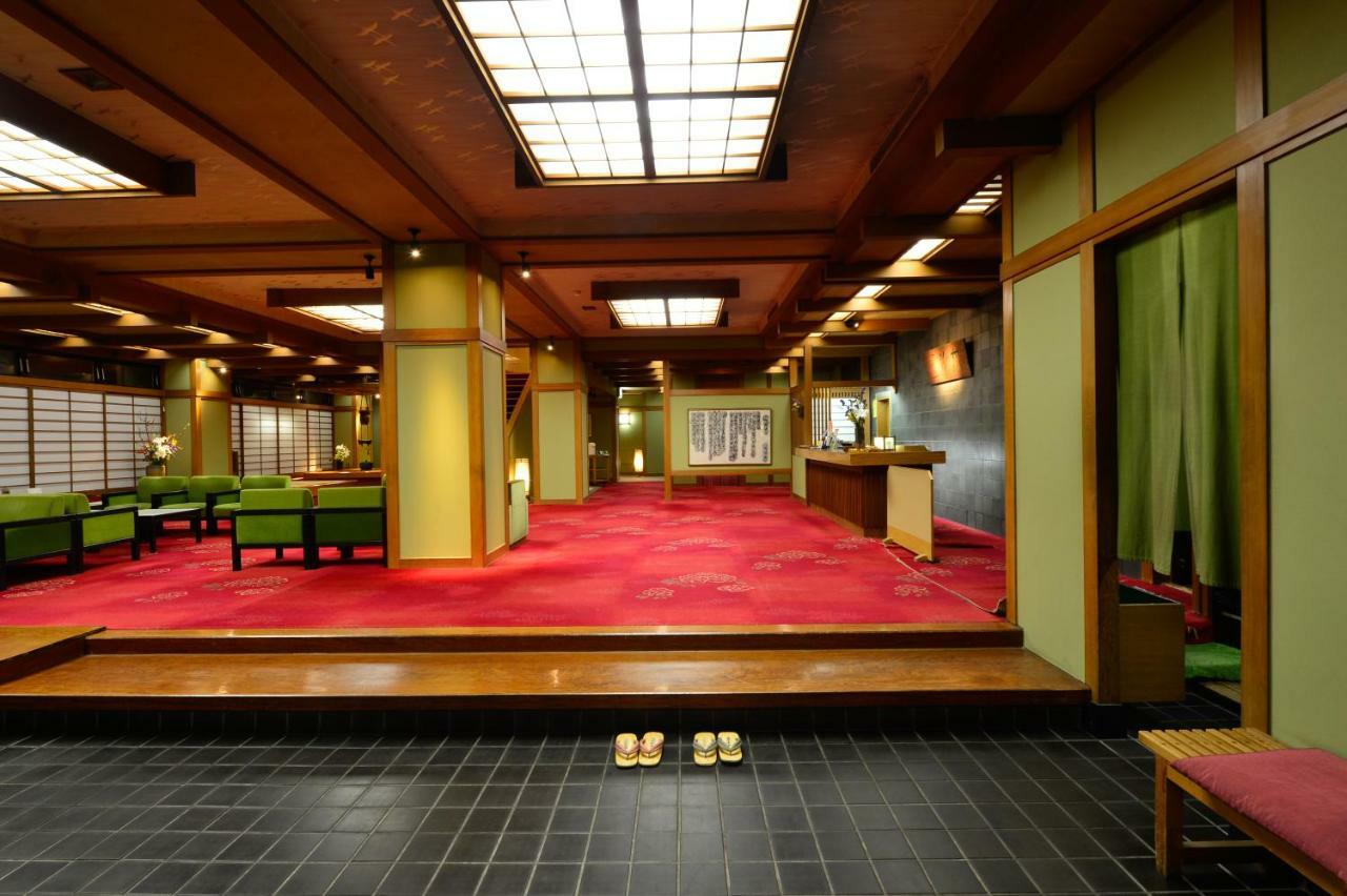 Osakaya Ryokan Kusacu Exteriér fotografie